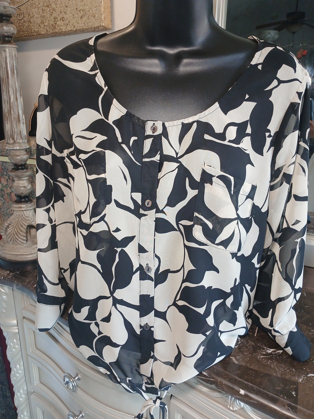 Charming Charlie Black & Cream Floral Tie-Front Button Down Top